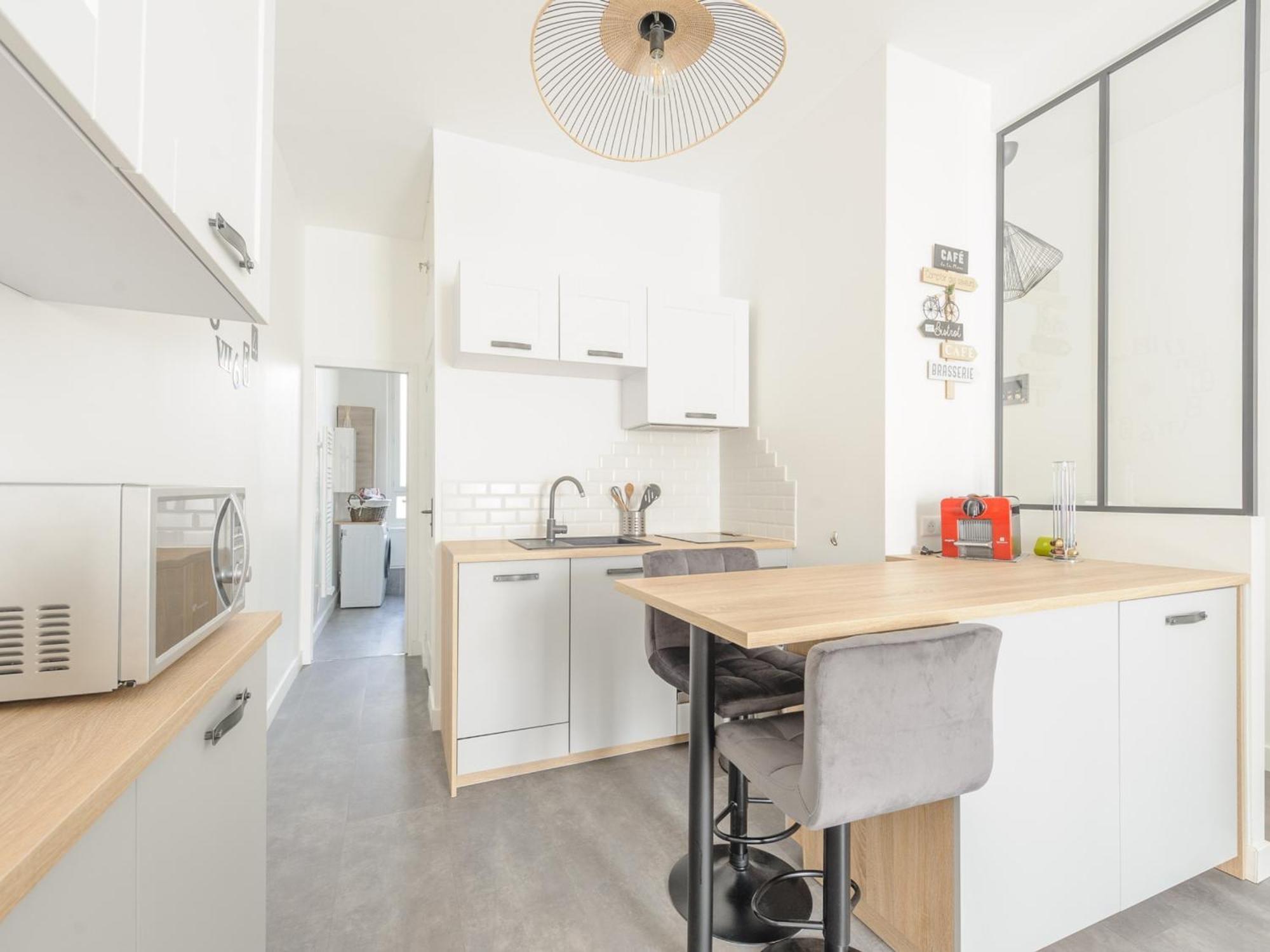 Studio Renove Au Coeur De La Rochelle, Marche A 25M, 2 Personnes, Wifi - Fr-1-535-43 La Rochelle  Exterior foto